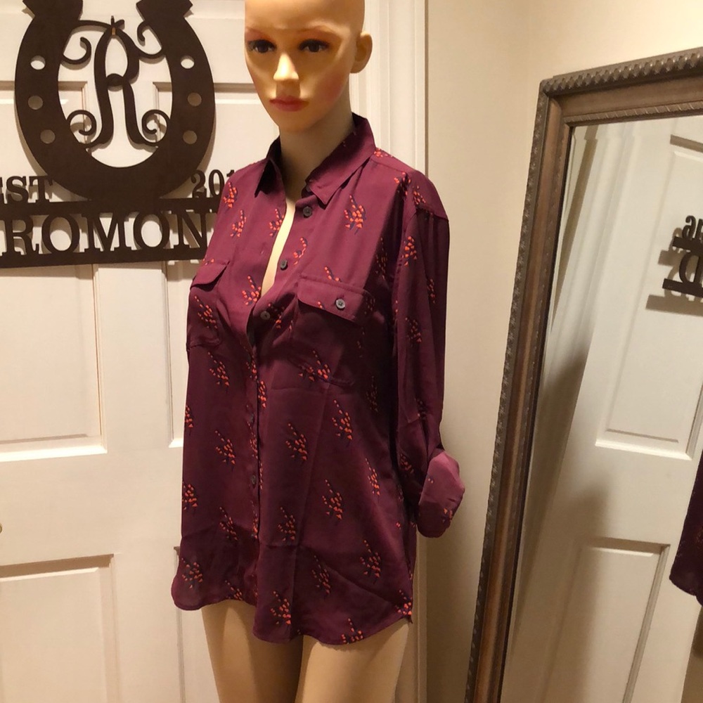 LOFT blouse, worn once, perfect for work!